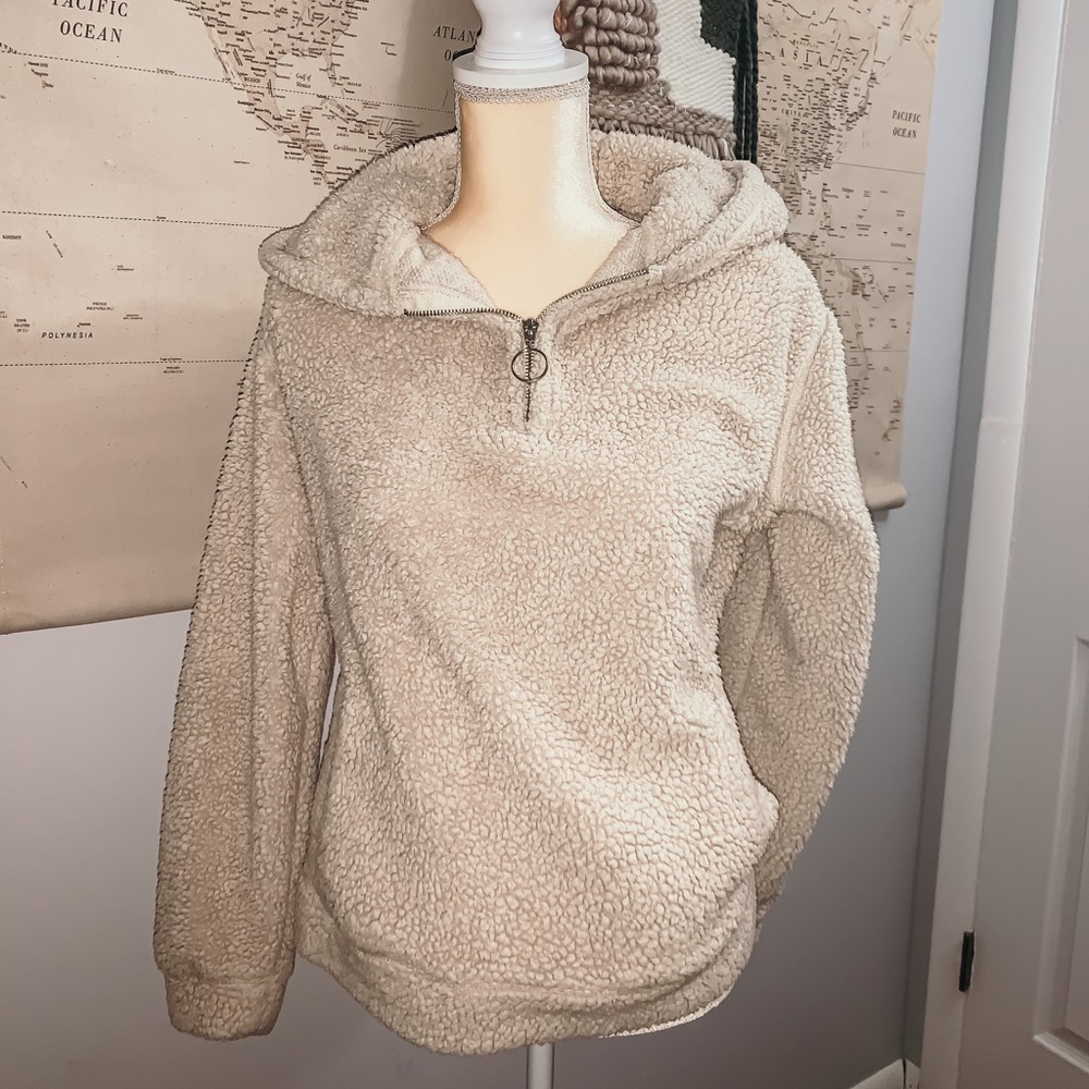 Cream/Fuzzy-Teddy/Quarter-zip Hoodie